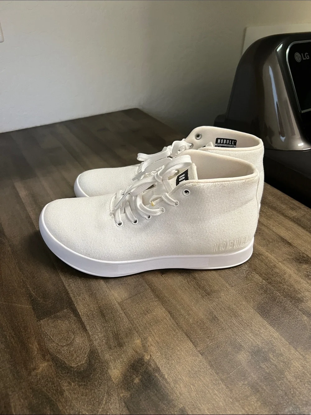NOBULL White High-Top Canvas Sneakers mens 7 woman’s 8.5 never worn outside